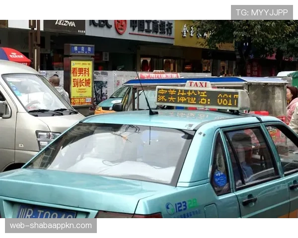 富里赛场上能拿命拼，家里却像豪宅开派对一样乱成一锅粥？