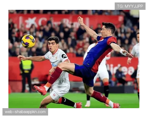 莱万多夫斯基头球与脚下进球均衡性解析