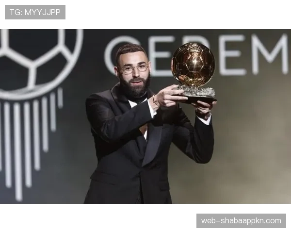 本泽马在皇马历史中锋中的位置：能否比肩劳尔与迪斯蒂法诺？